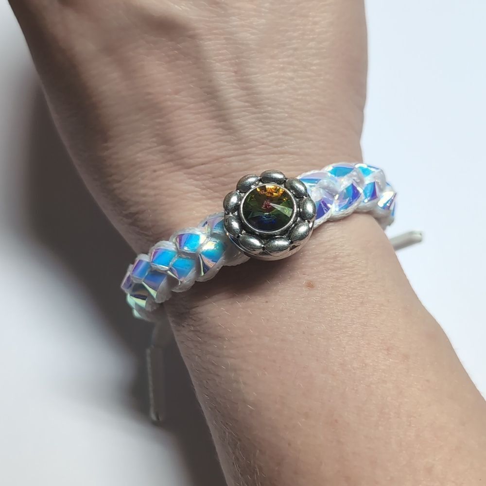 233 Rastaclat White with Iridescent‎ Snap Charm Adjustable Slider Bracelet